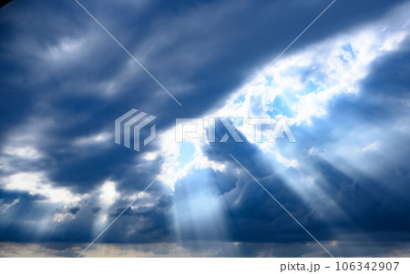 Image photo Image photo 106342907