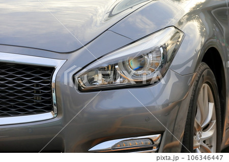 車のヘッドライト 106346447