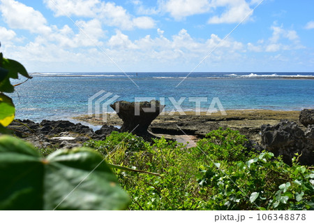 奥武島　龍宮神 (Okinawa) 106348878