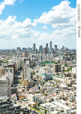 【東京都】高層ビルから望む都市風景 106349537