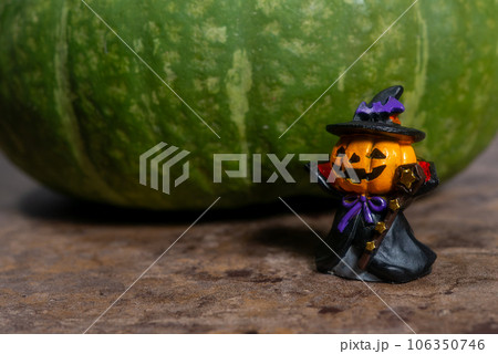 ハロウィンのジャックオーランタン 106350746