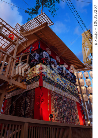 祇園祭　後祭　復活した鷹山と祇園囃子 106353207