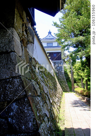 平戸城（長崎県・平戸市） 106355960