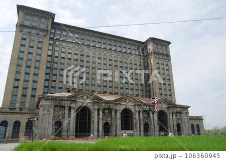DETROIT, MICHIGAN, UNITED STATES - MAY 5th 2018: A view of the old Michigan Central Station building in Detroit which served as a major railway depot from 1914 - 1988 106360945