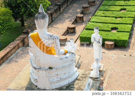 Beautiful Buddhas of Ayutthaya ruins, at Wat Ratchaburana and Wat Phra Si Sanphet temple. 106362712