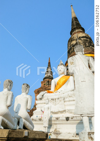 Beautiful view of the pagodas and buddhas of Ayutthaya ruins, at Wat Ratchaburana and Wat Phra Si Sanphet temple. Beautiful view of the pagodas and buddhas of Ayutthaya ruins, at Wat Ratchaburana and Wat Phra Si Sanphet temple. 106362752