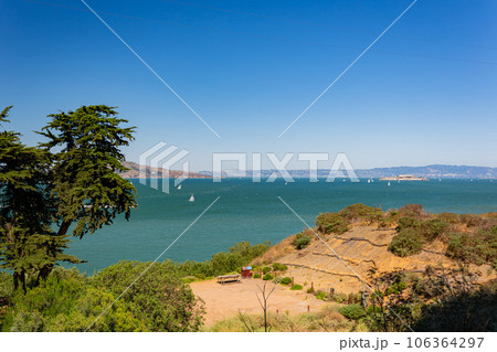 Sunny view of the landscape near San Francisco Bay 106364297