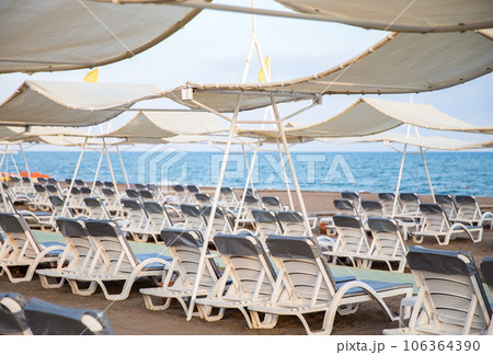Sunbeds 106364390