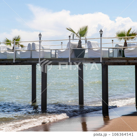 Pier Pier 106364541