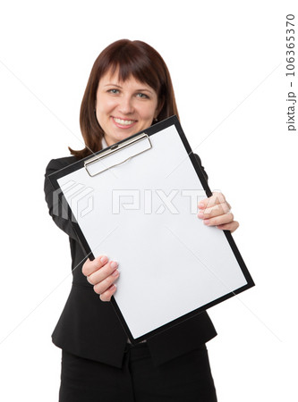 Businesswoman with clipboard 106365370
