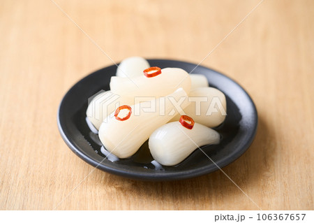 らっきょう漬け 106367657