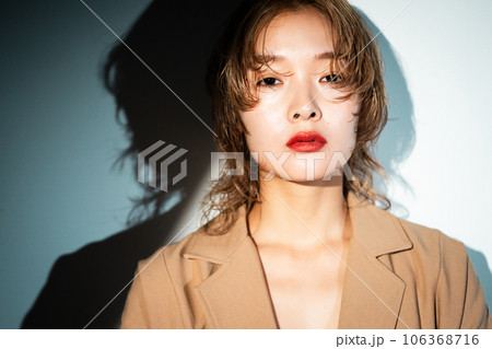 portrait portrait 106368716