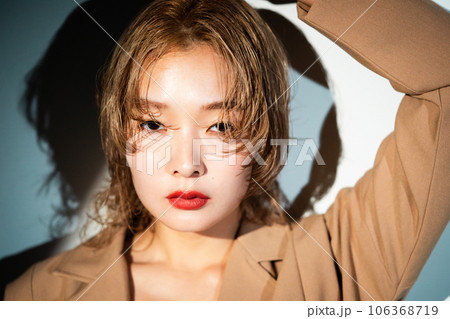portrait portrait 106368719