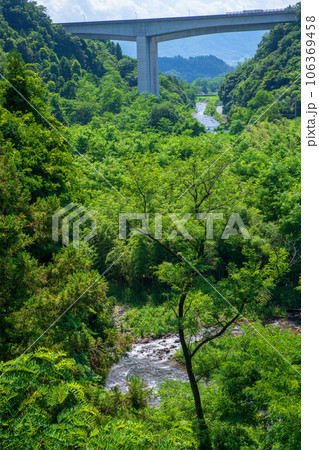 利根川支流 薄根川 関越道方面 沼田市 利根川支流 薄根川 関越道方面 沼田市 106369458