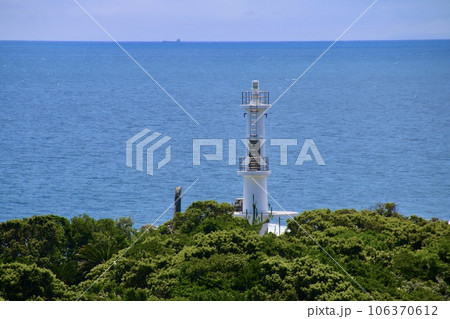 薩摩長崎鼻灯台・水平線（鹿児島県・指宿市） 106370612