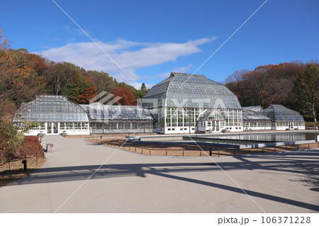 東山動植物園にある日本最古の温室 東山動植物園にある日本最古の温室 106371228