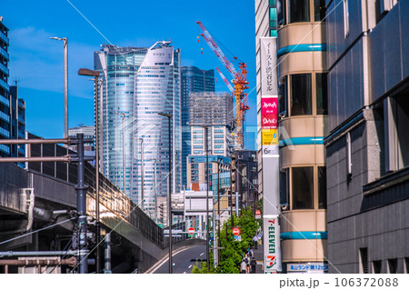 日本の東京都市景観 渋谷から六本木ヒルズや麻布台の再開発ビルなどを望む=8月29日 日本の東京都市景観 渋谷から六本木ヒルズや麻布台の再開発ビルなどを望む=8月29日 106372088