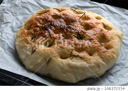 フォカッチャ 焼きたて フォカッチャ 焼きたて 106372554
