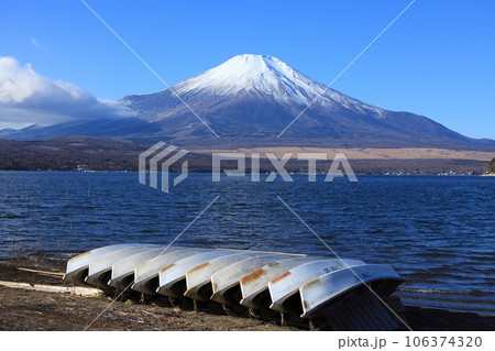 山中湖と富士山 山中湖と富士山 106374320