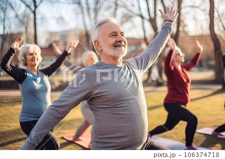 Elderly people during outdoor training. 106374718
