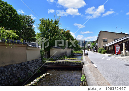 京都・上賀茂神社門前社家町の街並み 京都・上賀茂神社門前社家町の街並み 106382447