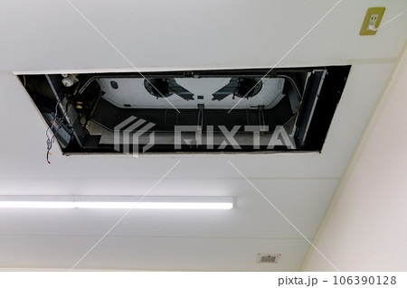 業務用天井カセット形エアコン　分解クリーニング 106390128