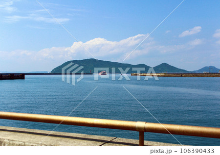 【香川】初夏の高松　せとしるべとしましまめおん号 106390433