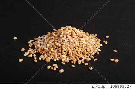 Wheat Grains, Barley Pile, Dry Cereal Seeds, Wheat Grains Heap on Black 106393327