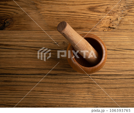 Wooden Mortar Isolated, Wood Pounder and Pestle, Empty Mortar Bowl, Vintage Kitchen Equipment 106393765