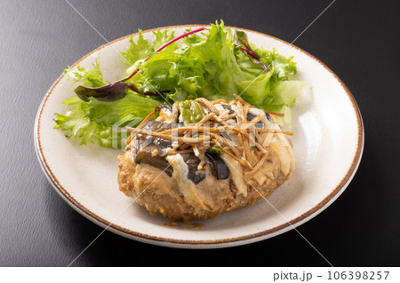 [鹿児島県産黒豚]　みそハンバーグステーキ 106398257