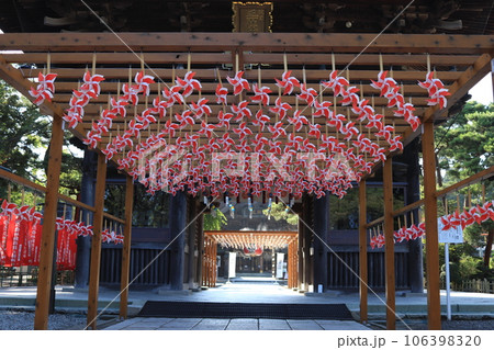 夏詣の竹駒神社 風の通り道 夏詣の竹駒神社 風の通り道 106398320