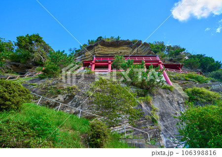 千葉県館山市の大福寺 崖観音 106398816