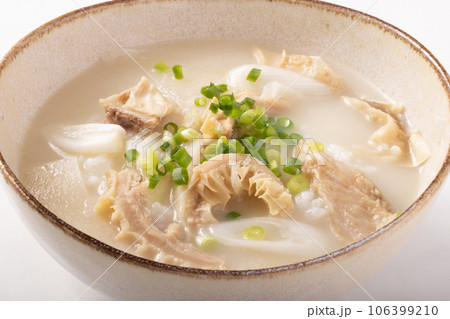 コムタンクッパ (韓国料理) コムタンクッパ (韓国料理) 106399210