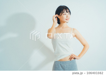 若い女性のダイエットイメージ 若い女性のダイエットイメージ 106401082
