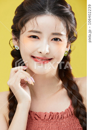 beauty concept photo of korean asain beautiful woman with a bright smile beauty concept photo of korean asain beautiful woman with a bright smile 106402239