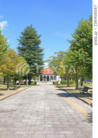 豊科近代美術館　長野県安曇野市 106406067