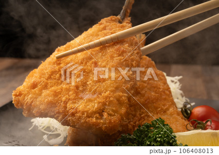 アジフライ  菜箸  箸あげ  ゆげ アジフライ  菜箸  箸あげ  ゆげ 106408013