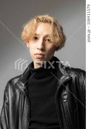 男性　ポートレート　ビューティーイメージ 106411379