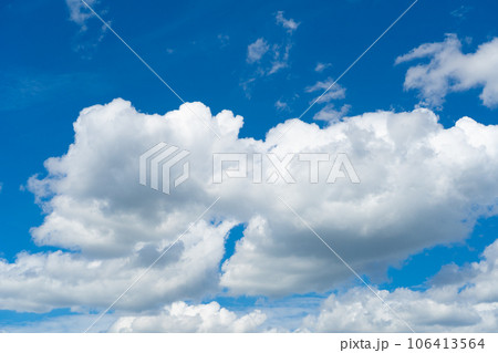 Blue Sky with White Clouds, Sunny Cloudy Sky Texture Background, Fluffy Clouds Pattern, Sunny Cumulus 106413564