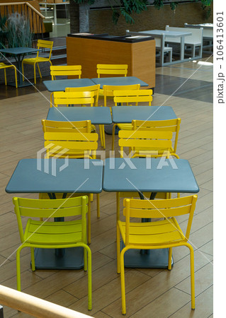 Restaurant Table, Empty Cafe Tables, Bar Terrace, Outdoor Restaurants, Outside Trattoria 106413601