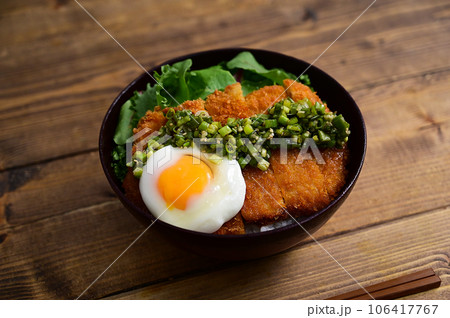 ネギ塩カツどん ネギ塩カツどん 106417767