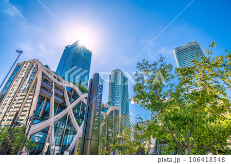 日本の東京都市景観 緑が映える新名所・麻布台ヒルズなどを望む 106418548