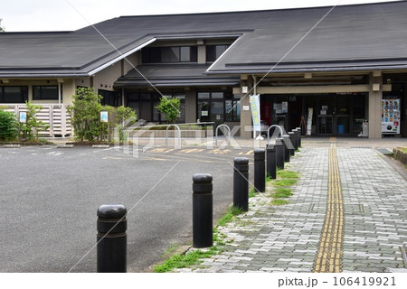 京都市　伏見北堀公園地域体育館エントランス 106419921