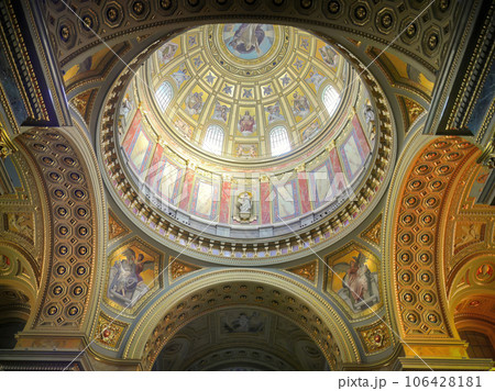 St. Stephen's Basilica in Budapest, Hungary St. Stephen's Basilica in Budapest, Hungary 106428181