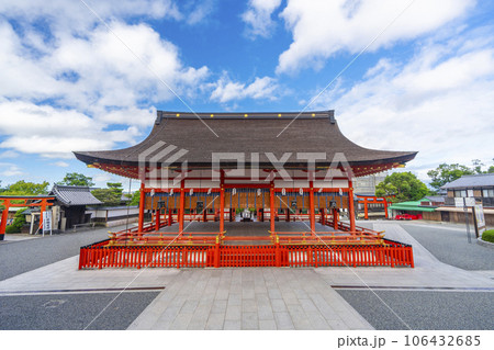 京都 伏見稲荷大社 外拝殿 楼門 京都 伏見稲荷大社 外拝殿 楼門 106432685