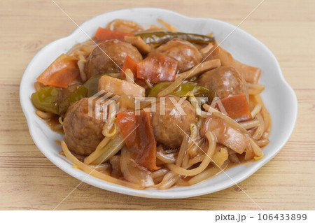 肉団子と野菜の甘酢餡かけ 肉団子と野菜の甘酢餡かけ 106433899