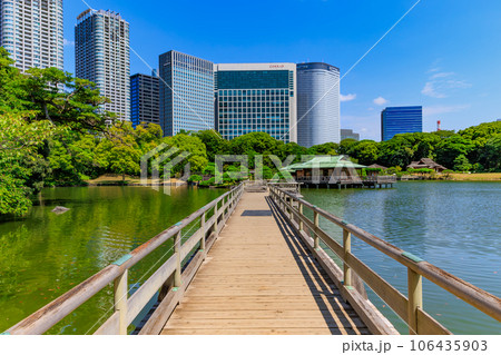 東京 中央区 浜離宮恩賜庭園 潮入の池と中島の御茶屋 東京 中央区 浜離宮恩賜庭園 潮入の池と中島の御茶屋 106435903