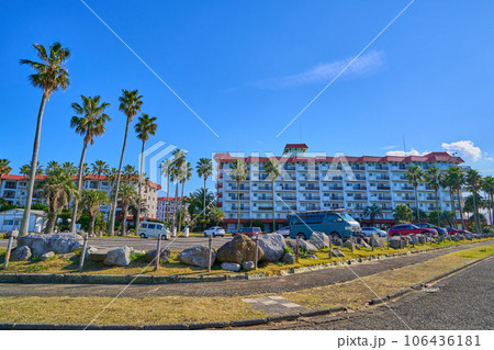 神奈川県逗子市小坪の小坪飯島公園から望むマンション方面 106436181