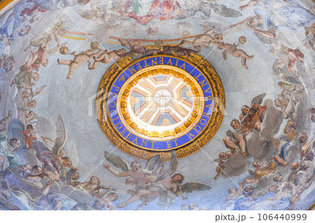 Painted cupola of the Saint Peter's basilica dome Painted cupola of the Saint Peter's basilica dome 106440999