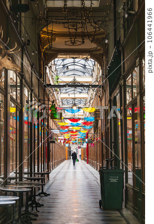 パリの人気パサージュ パサージュ・デュ・グラン・セール パリの人気パサージュ パサージュ・デュ・グラン・セール 106441966